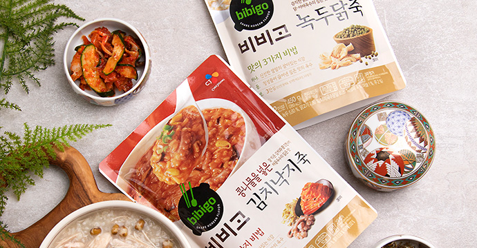 한 여름, 입맛을 살리는 나만의 여름나기 비법은? 비비고 녹두닭죽, 김치낙지죽과 함께하세요