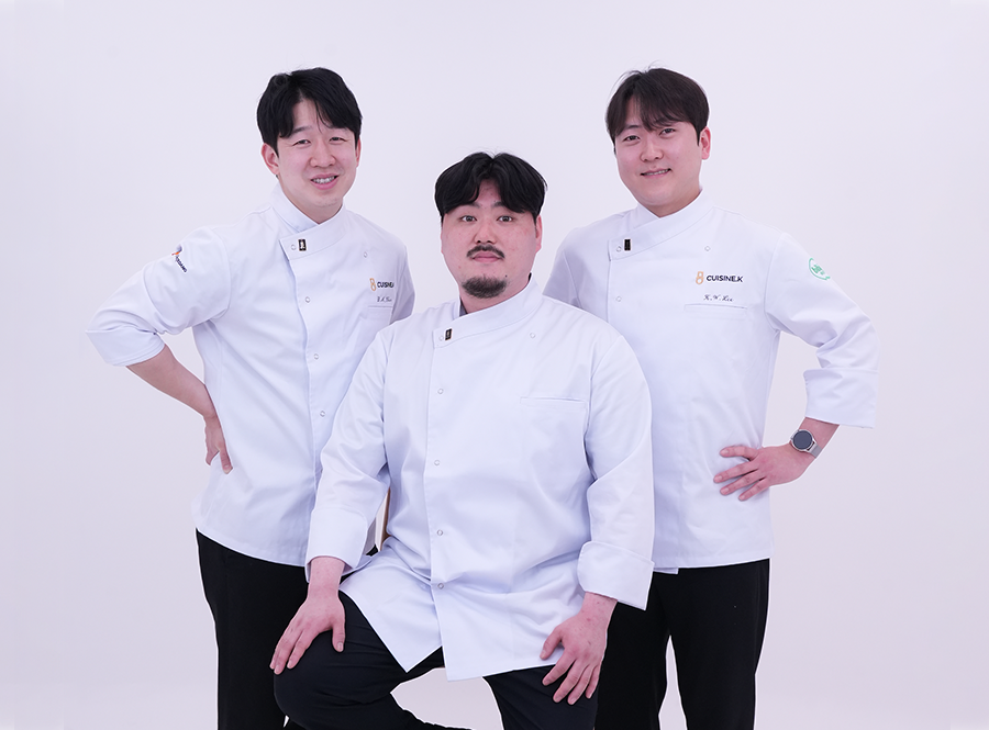 천동민, 이수능, 이경원 셰프의 모습