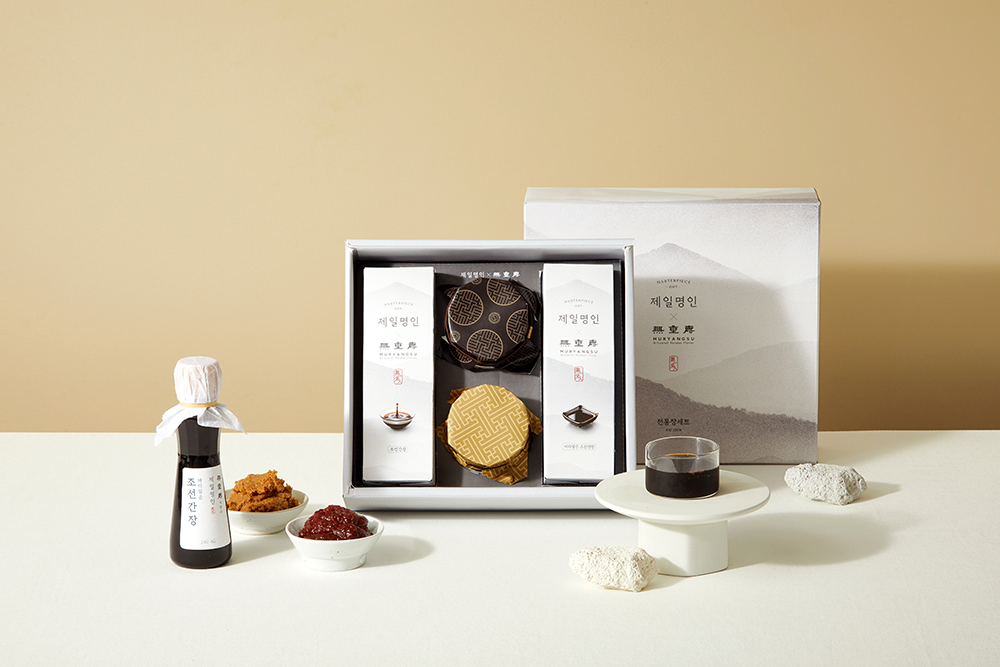 무량수×제일명인 전통장 세트, 구성 및 가격: 제일명인 조선간장 160ml + 제일명인 바다담은 조선간장 160ml + 무량수 한우 볶음 고추장 300g + 무량수 전통된장 300g, 79,900원